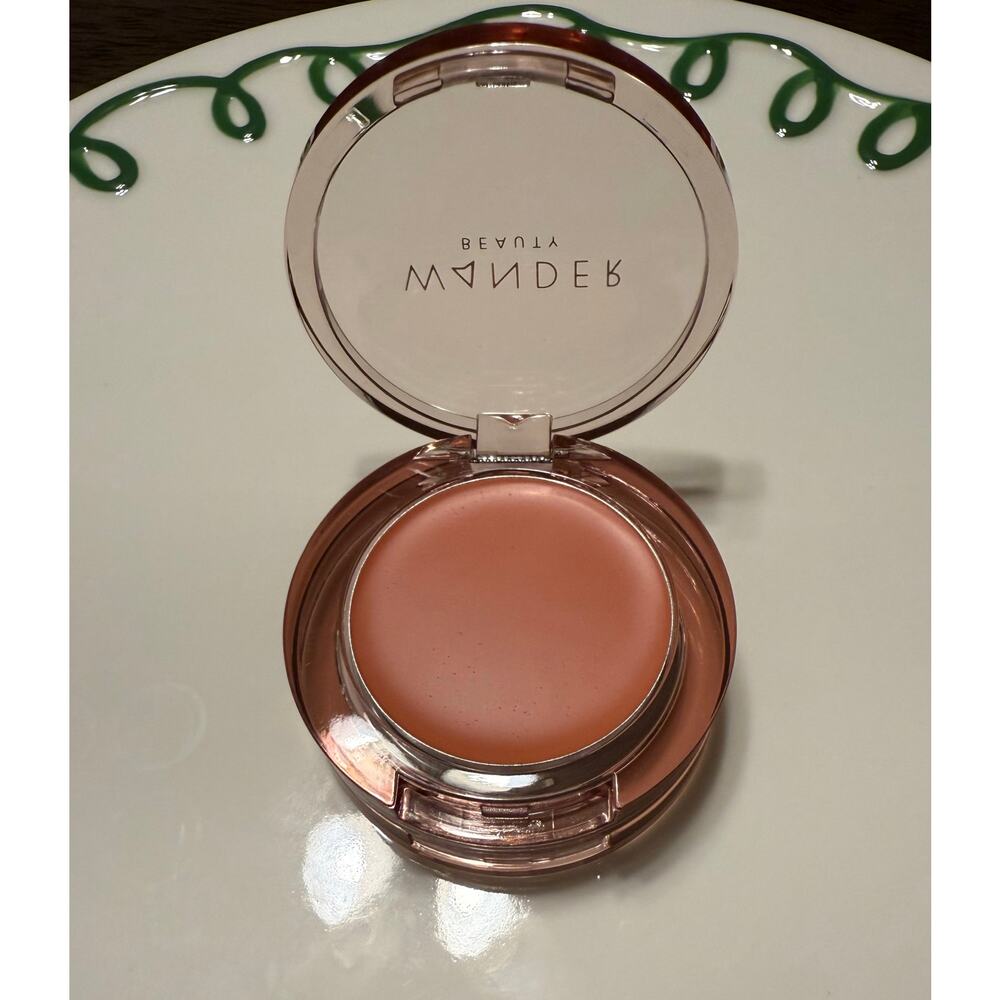 Wander Beauty Double Date Lip and Cheek - Suite Talker / Swipe (MSPRP $24)‎